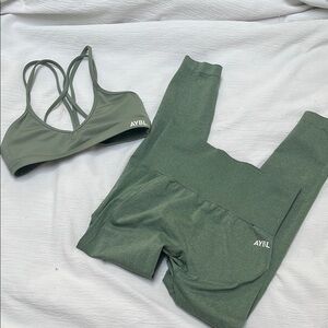 AYBL Green Sports Bra and Leggings Set